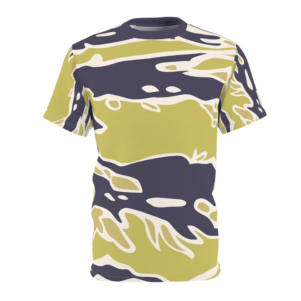 Contrast camo t-shirt